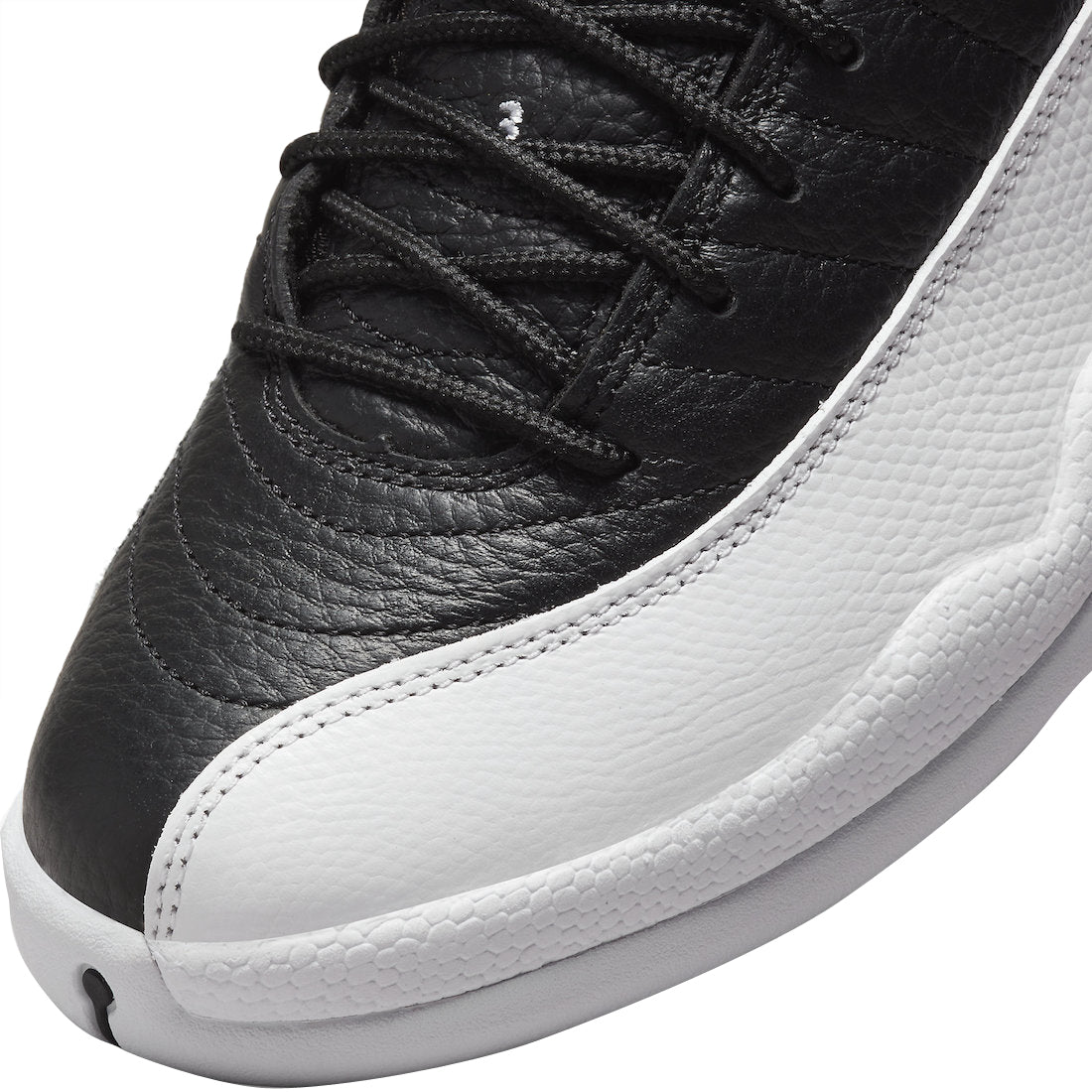 Air Jordan 12 “Playoffs” 2022